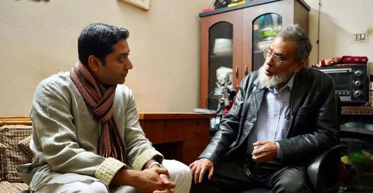  শহীদ সৈকতের বাড়ি থেকে দ্বিতীয় দিনের প্রচারণা শুরু ববি হাজ্জাজের